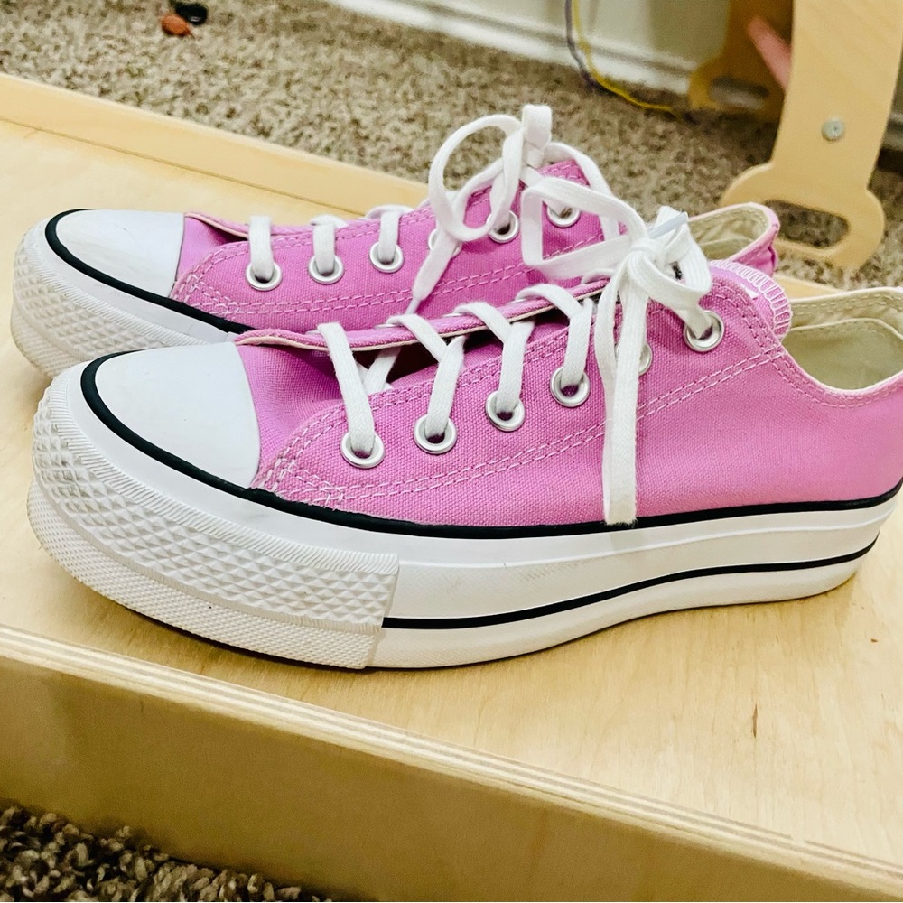 Converse platform sneakers